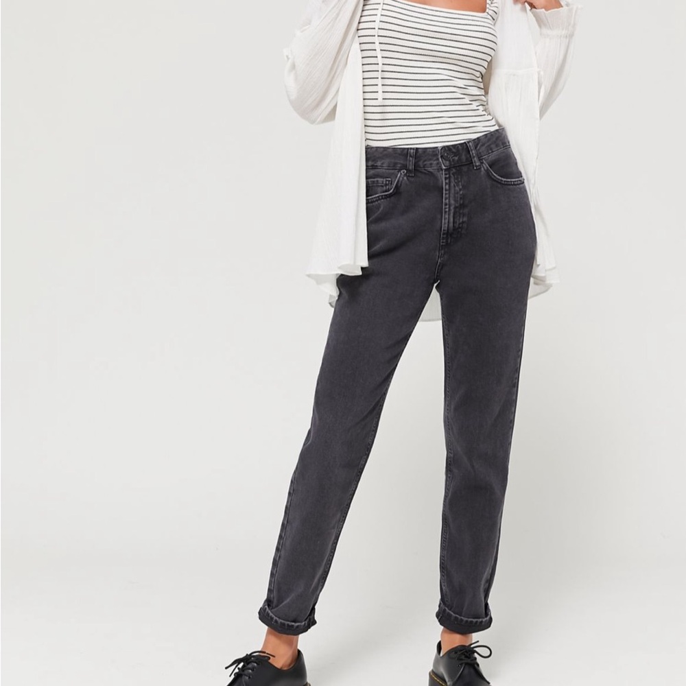 BDG high-waisted mom jean